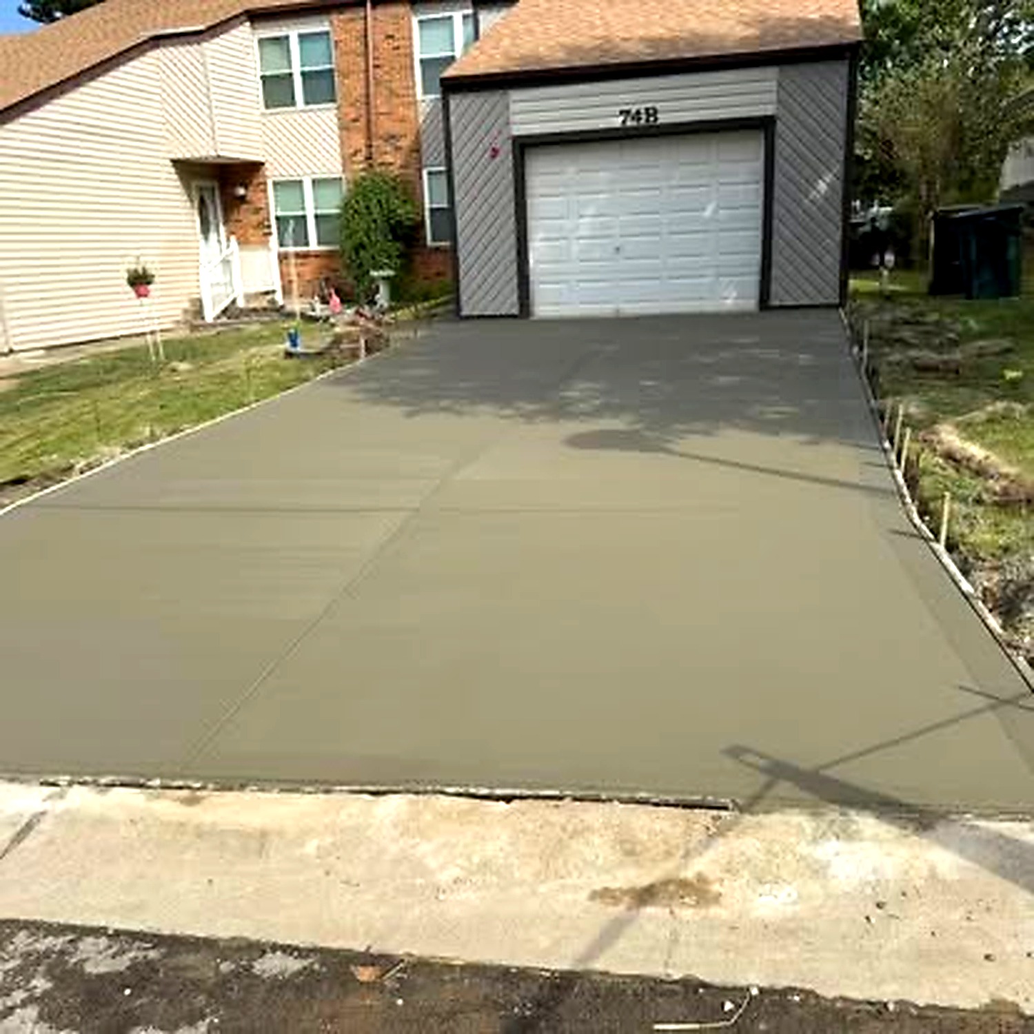 Concrete driveway replacement in O'Fallon
